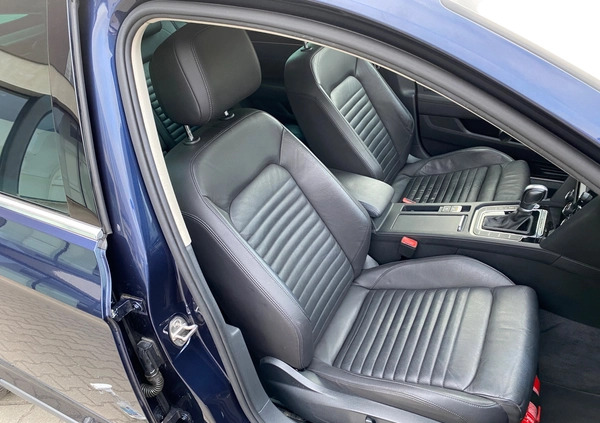 Volkswagen Passat cena 82900 przebieg: 220000, rok produkcji 2016 z Gryfice małe 781